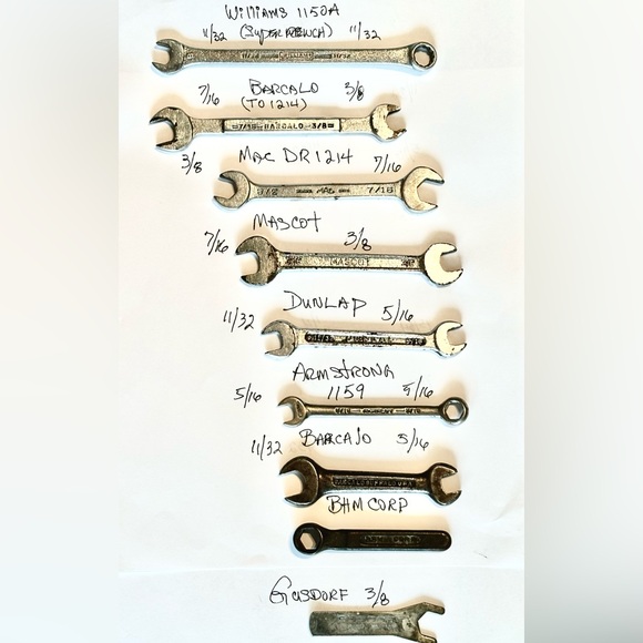 COLLECTION OF ‘9 - BRAND NAME’ VINTAGE WRENCHES… - Picture 1 of 1